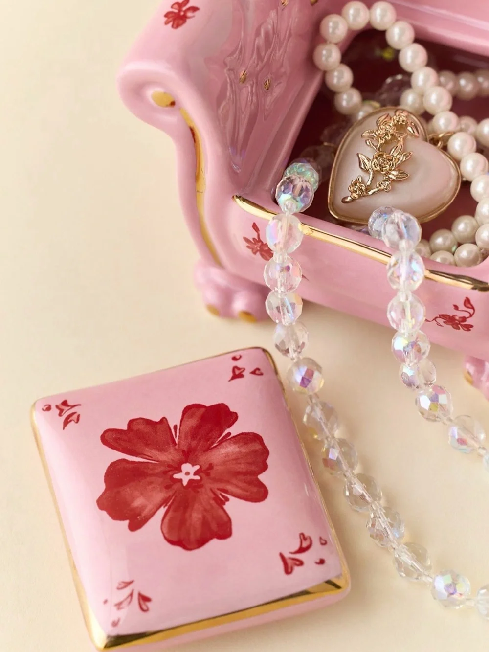 Amelie Pink Porcelain Trinket Box with Gold Accents NEW NWT